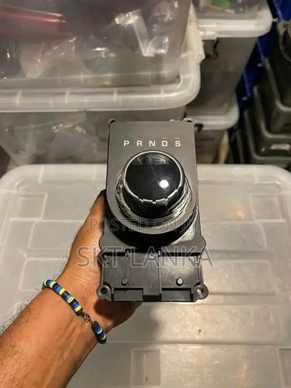 Genuine Range Rover Evoque 2014 gear selector