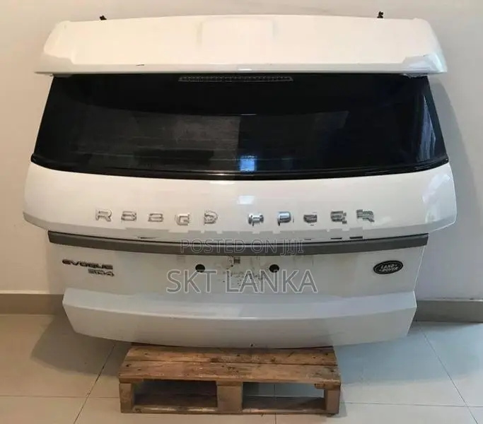 Genuine Range Rover Evoque 2014 rear tailgate door lights