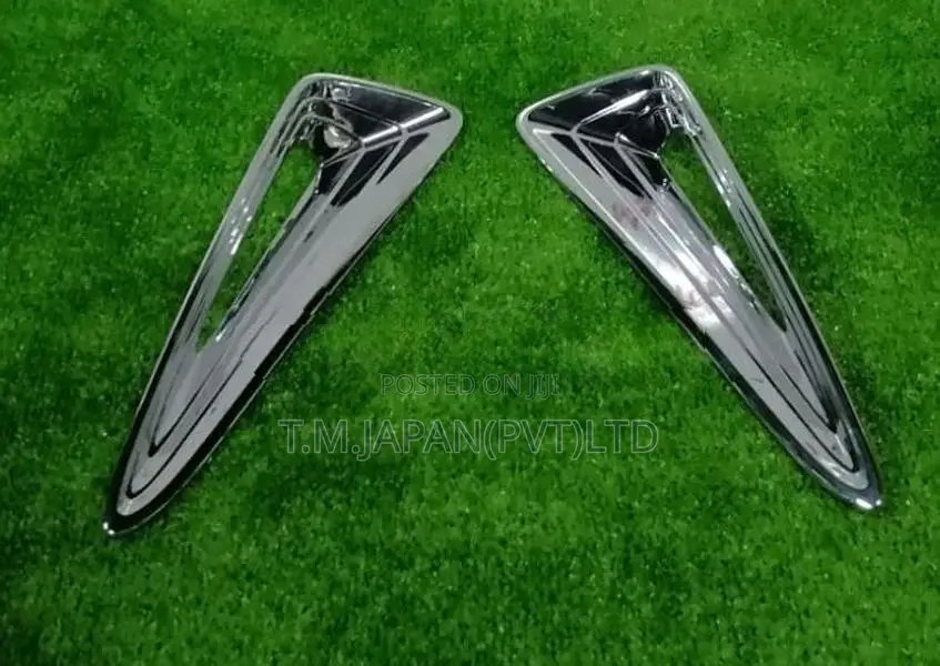 BRAND NEW TOYOTA CHR FRONR BUMPER CHROME