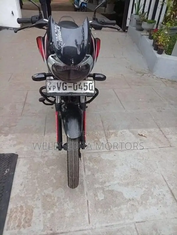 Bajaj Discover 2010