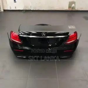Genuine Mercedes E E200 E350 2019 rear bumper dicky bootlid lights doo