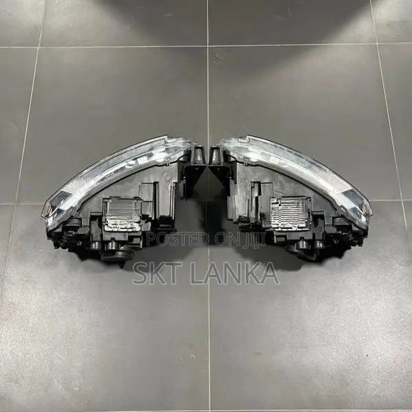 Genuine Land Rover Discovery 4 2013 xenon headlight bumper bonnet