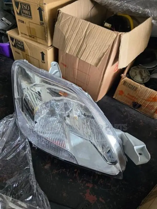 toyota vios head light