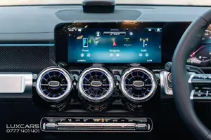 Mercedes Benz GLB 180 Premium Plus AMG 2025