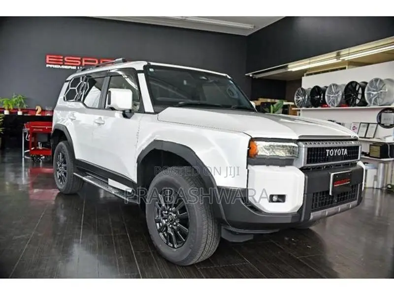 Toyota Land Cruiser Prado VX (Import) 2026