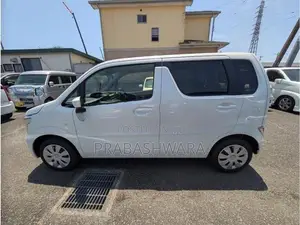 Suzuki Wagon R FX Petrol (Import) 2025