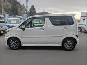 Suzuki Wagon R ZX Custom Z (Import) 2025