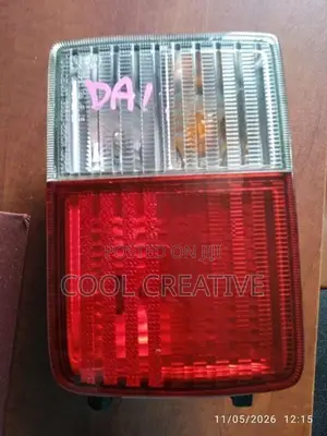 Suzuki every DA17V DR17V tail light right side
