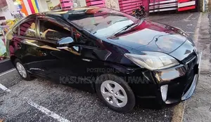 Toyota Prius 2012