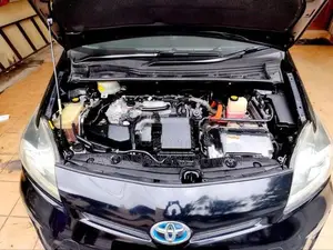 Toyota Prius 2012