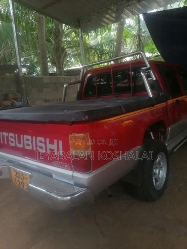Mitsubishi L200 1998