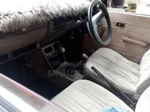 Mitsubishi Lancer platlight 1982