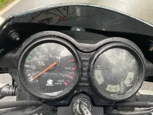 Bajaj CT100 2015