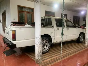 Isuzu Double cab 1985