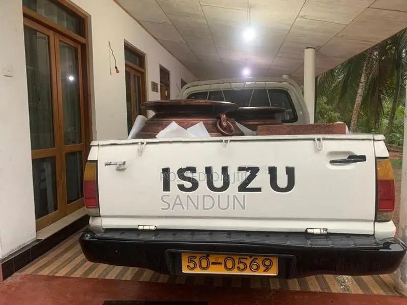 Isuzu Double cab 1985