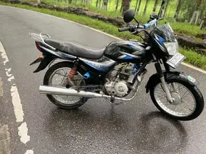 Bajaj CT100 2015