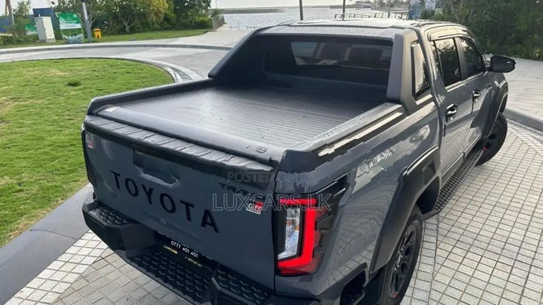Toyota Hilux Travo Overland Plus 2026