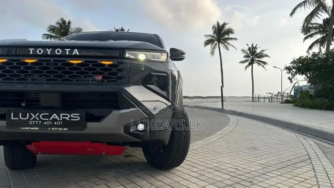 Toyota Hilux Travo Overland Plus 2026