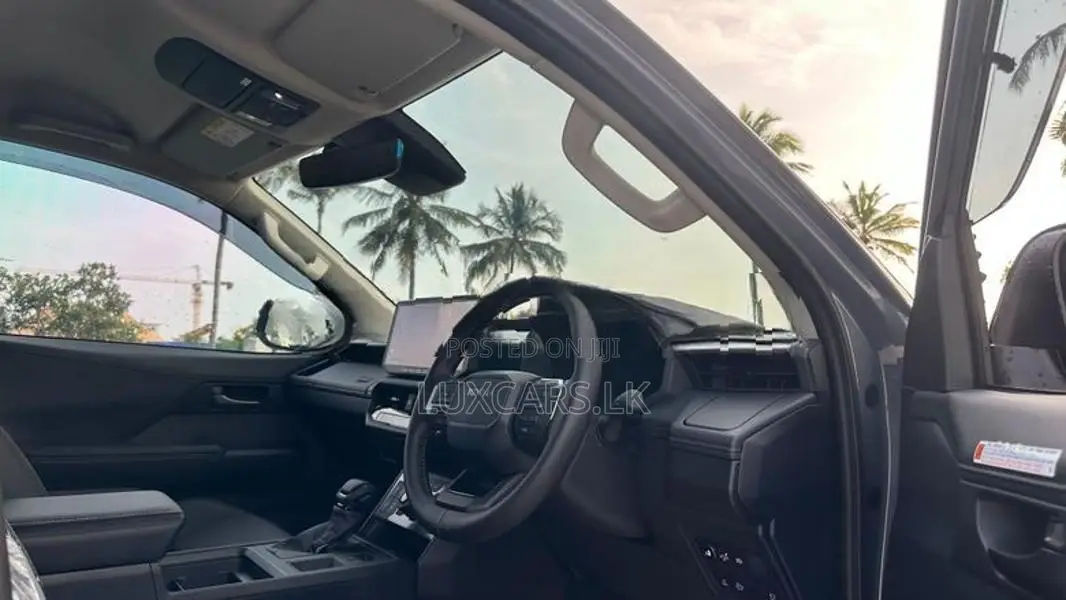 Toyota Hilux Travo Overland Plus 2026