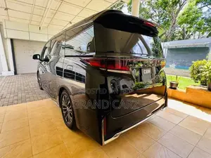 Toyota Vellfire Z Premium 2025