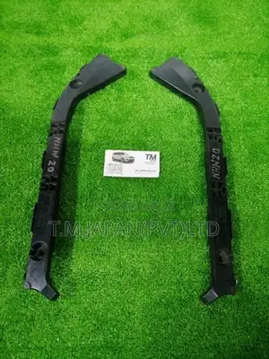 Prius 20 Rear Bumper Retainer (One Side)