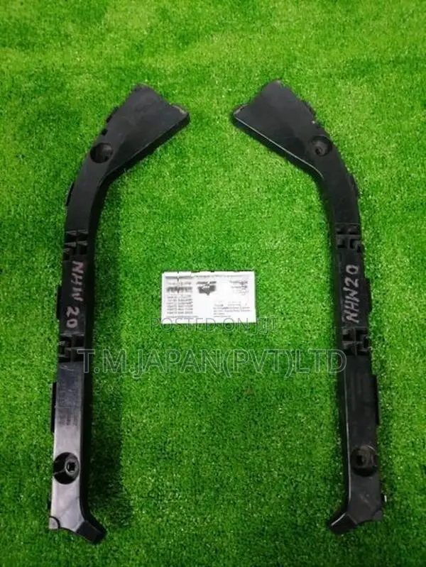 Prius 20 Rear Bumper Retainer (One Side)