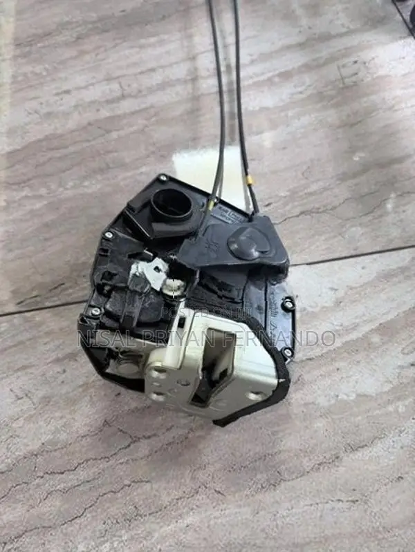 Suzuki Swift ZC71 Door Lock Actuator ( Center )