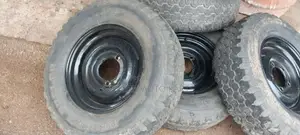 Mitsubishi 4DR5 Jeep 215/15 Tires