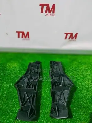 Toyoto NCP60 IST Front Bumper Retainer (One Side)
