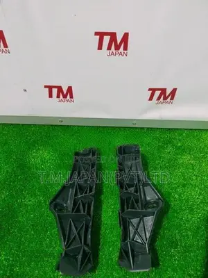Toyoto NCP60 IST Front Bumper Retainer (One Side)