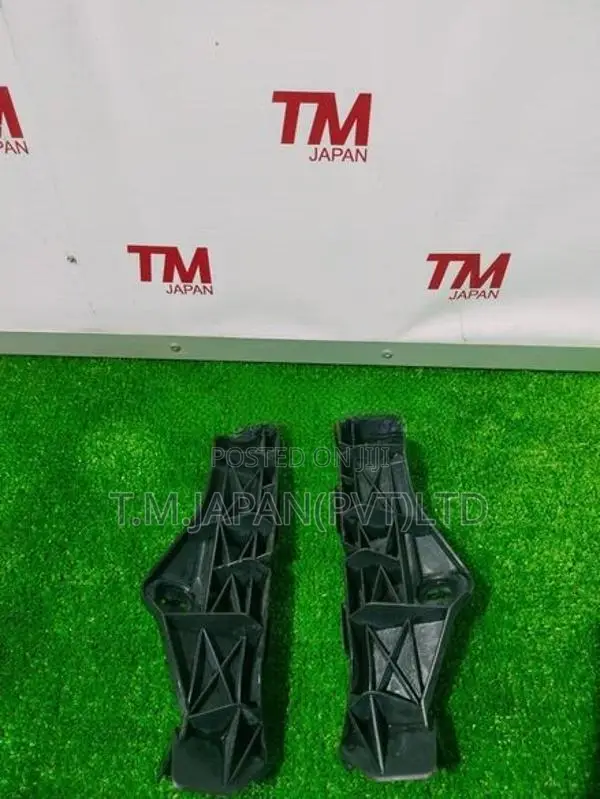 Toyoto NCP60 IST Front Bumper Retainer (One Side)