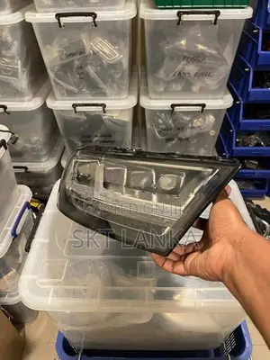 Genuine Audi Q7 2018 S LINE MATRIX LED headlight driver bumper bonnet