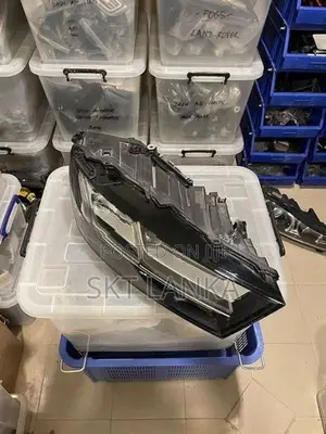 Genuine Audi Q7 2018 S LINE MATRIX LED headlight driver bumper bonnet