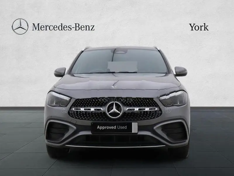 Mercedes Benz GLA 250 AMG Line Exe. (PHEV) 2025