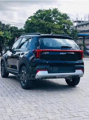 Kia Sonet HTX + 2025