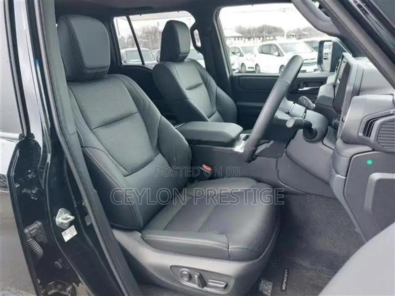 Toyota Land Cruiser 2.7 VX 4WD 2024