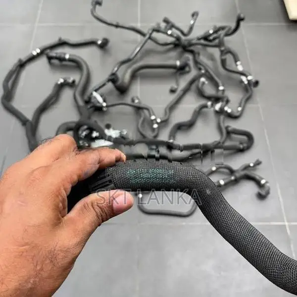 Genuine BMW 740e 740Le 2018 G11 G12 engine radiator coolant hoses