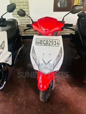 Honda Dio Red /White 2015