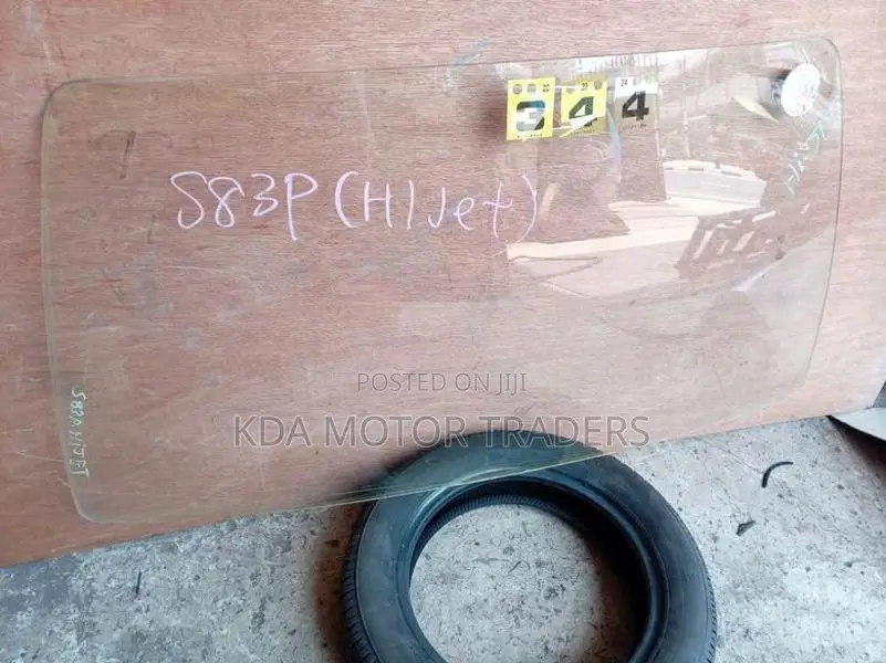 Hijet S83P Windscreen