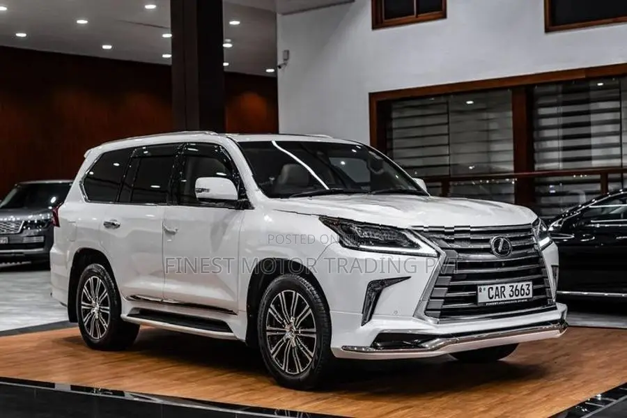 Lexus LX570 5.7L V8 Masterpiece! 2017
