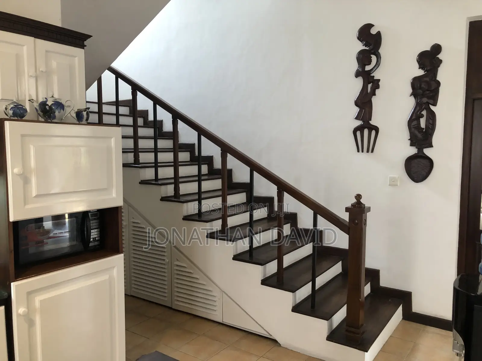 Furnished 8bdrm House in Kandewatta, for sale
