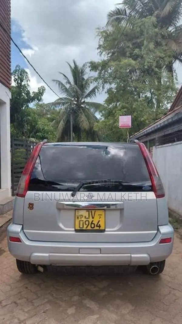 Nissan X-Trail Xtrail T30 2001