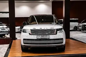 Land Rover Range SV 4.4L V8 1OF1 2025