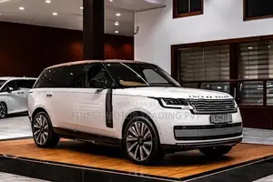 Land Rover Range SV 4.4L V8 1OF1 2025