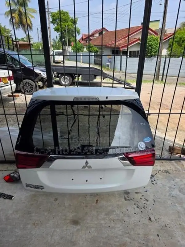 Mitsubishi Outlander Dicky Door