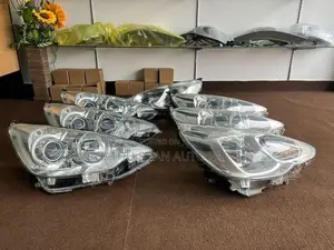 Toyota Aqua Head Light
