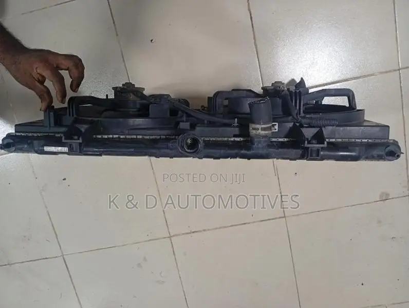 Nissan N17 Radiator With Fan