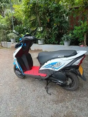 Honda Dio 2017