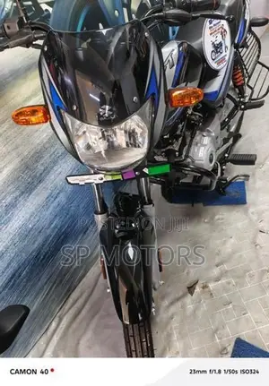 Bajaj CT100 CT100ES 2026