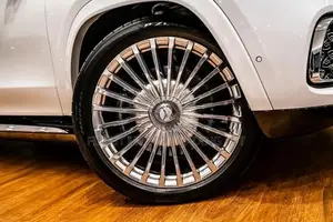 Mercedes Benz GLS 600 MAYBACH First Class 2025